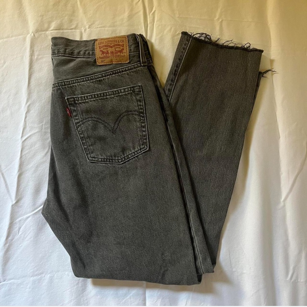 LEVIS 501s
